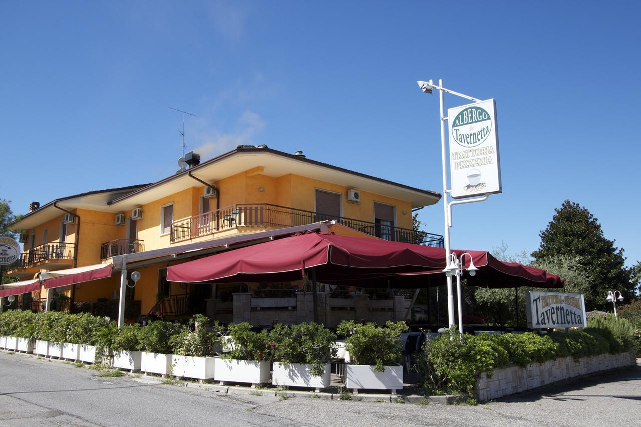Albergo Tavernetta Кастелнуово дел Гарда Екстериор снимка