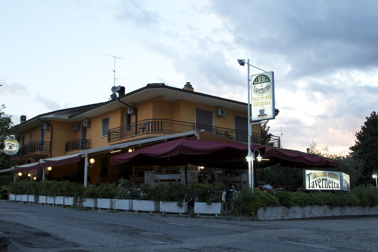 Albergo Tavernetta Кастелнуово дел Гарда Екстериор снимка